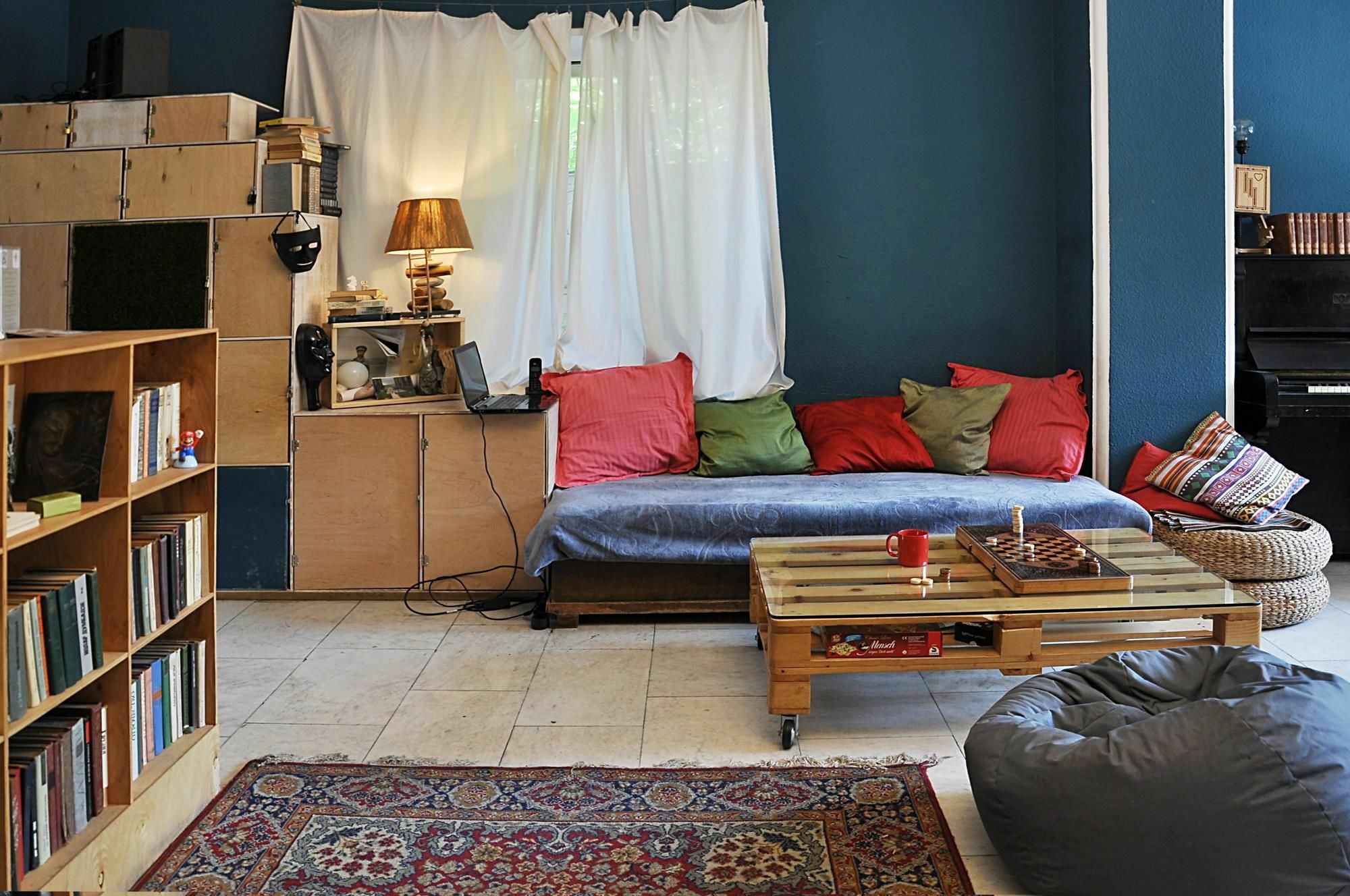 M42 Hostel Tbilisi Buitenkant foto