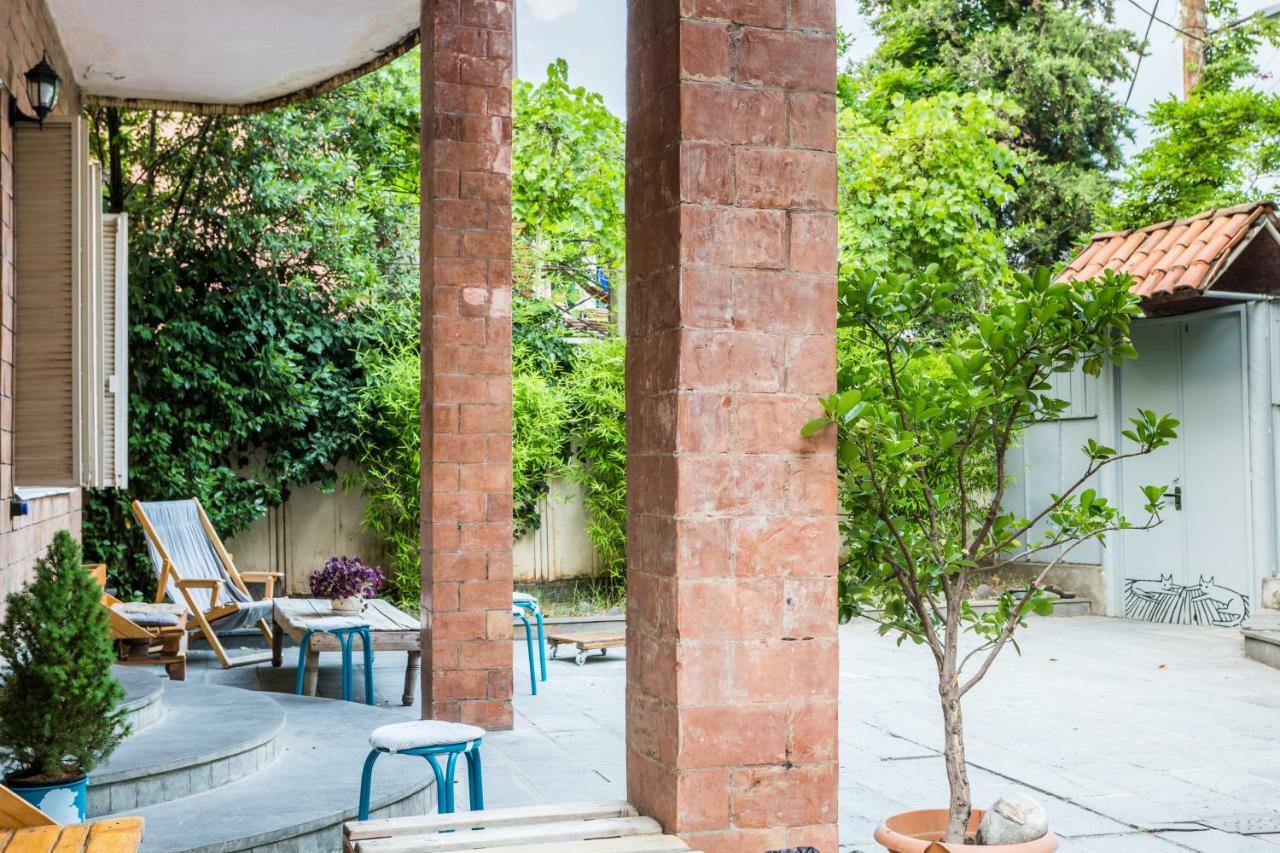 M42 Hostel Tbilisi Buitenkant foto