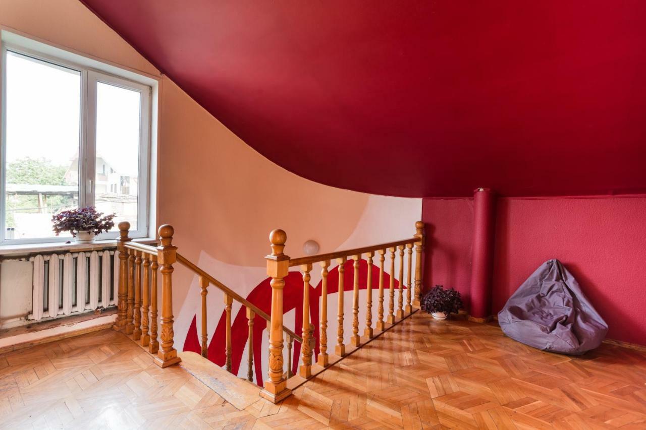 M42 Hostel Tbilisi Buitenkant foto